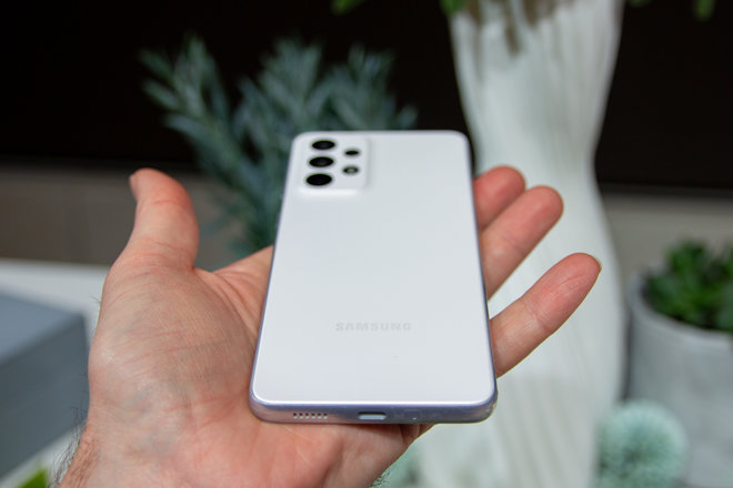 1647562706 60 Eerste beoordeling Samsung Galaxy A33 5G hogerop in de wereld