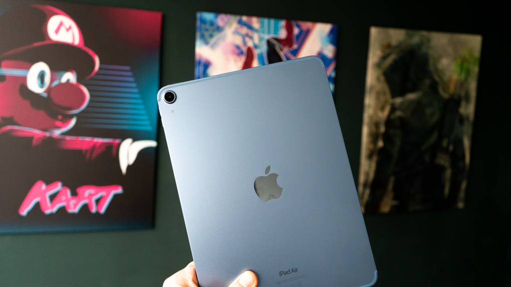 1647902969 Gebruikers klagen over krakende nieuwe iPad Air