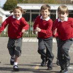 Vier redenen waarom kinderen actiever moeten zijn op schoolpleinen en
