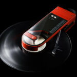 1667395254 Audio Technica brengt zijn draagbare vinylspeler Sound Burger uit de jaren