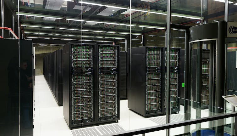 Serverruimte in het Supercomputer Centrum van Barcelona.