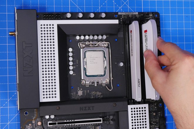 1670674479 822 How to build a mid range gaming PC