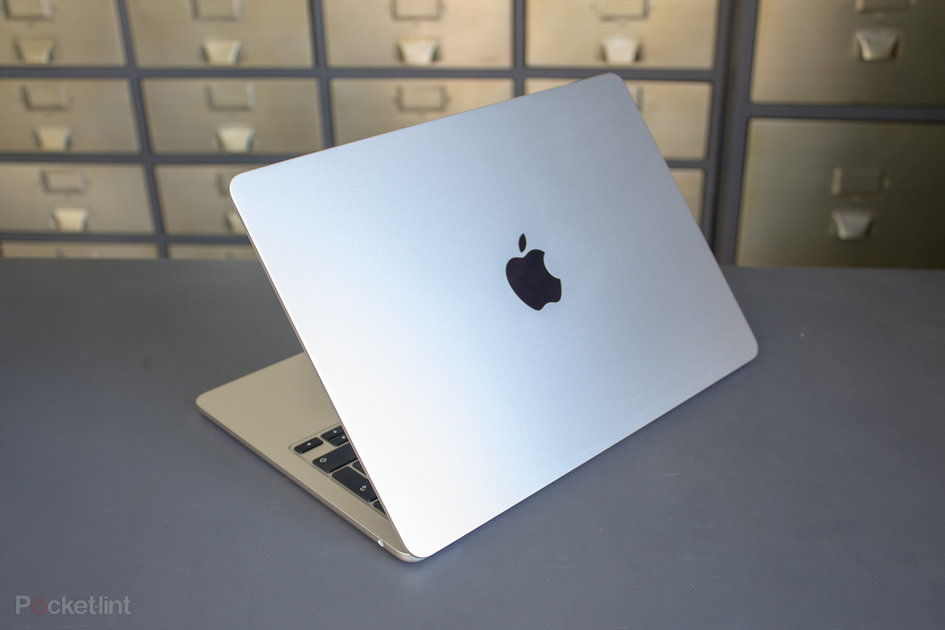 1673296386 Apples MacBook Air zou in 2023 groter kunnen worden