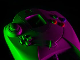 5 dingen die de Dreamcast controller beter deed dan andere gamepads