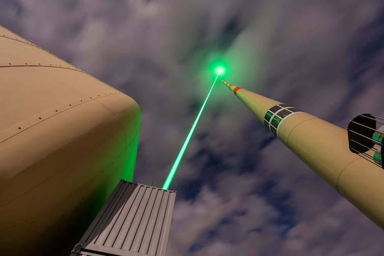 Wetenschappers zijn begonnen bliksem te sturen met lasers dit.0&q=45&auto=format&w=754&fit=clip