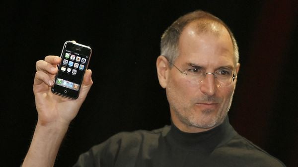 Steve Jobs met iPhone